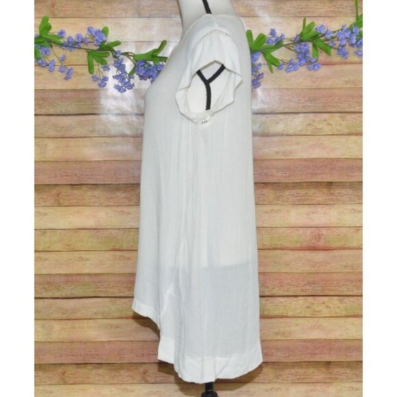 Ellen Tracy Size M Cream Very Short Sleeve Tunic Top Gauzy Cutout V-Neck Neutral - Picture 5 of 11